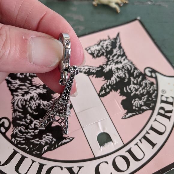 JUICY COUTURE EIFFEL TOWER CHARM🗼🗼🗼 - Picture 2 of 4